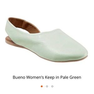 Bueno Keep Slip on Flat. Size 37. Pale green.